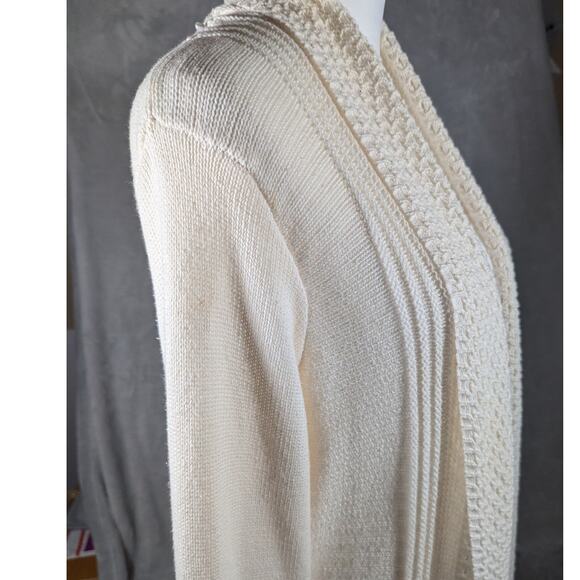 89th and  Madison open Cardigan SzMBust 40"Cream color multi Texture - Picture 9 of 9